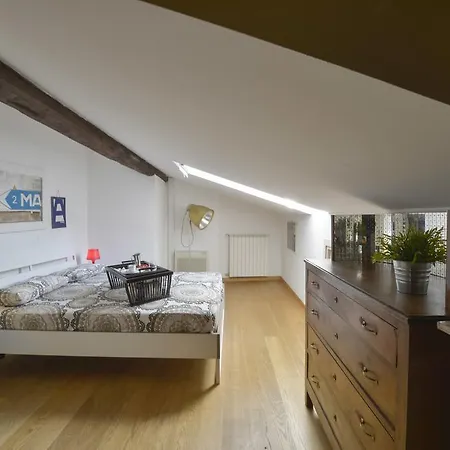 Colombina Halldis Apartment *